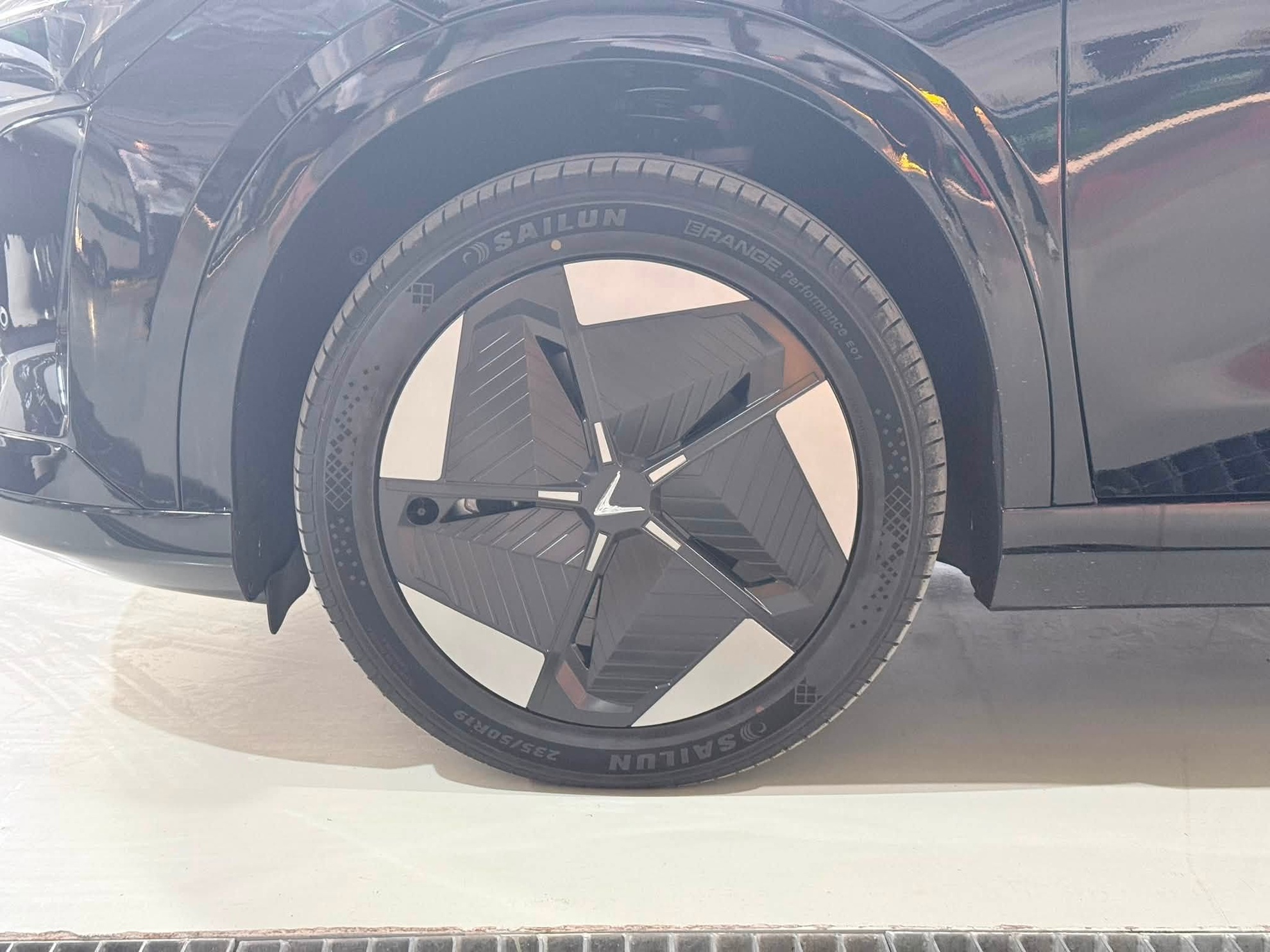banh-xe-vf8-all-new
